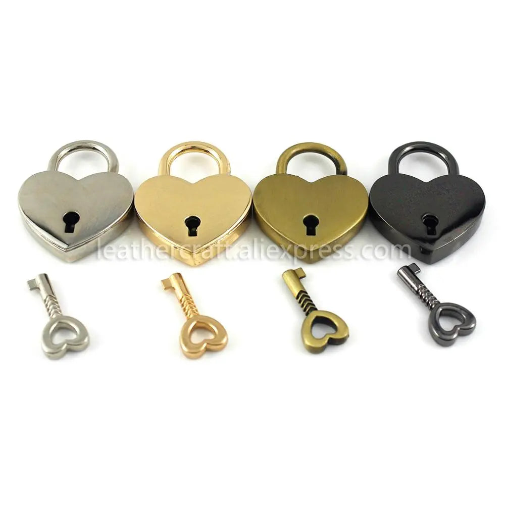 1 Pcs Heart Shape Vintage Metal Mini Padlock Bag Suitcase Luggage Box Key Lock With Key